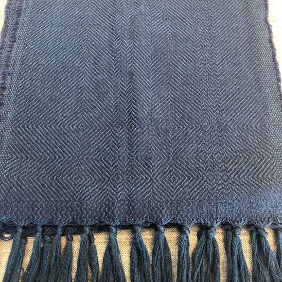 KERRY 100% Lambswool Scarf - Picture 2 of 4